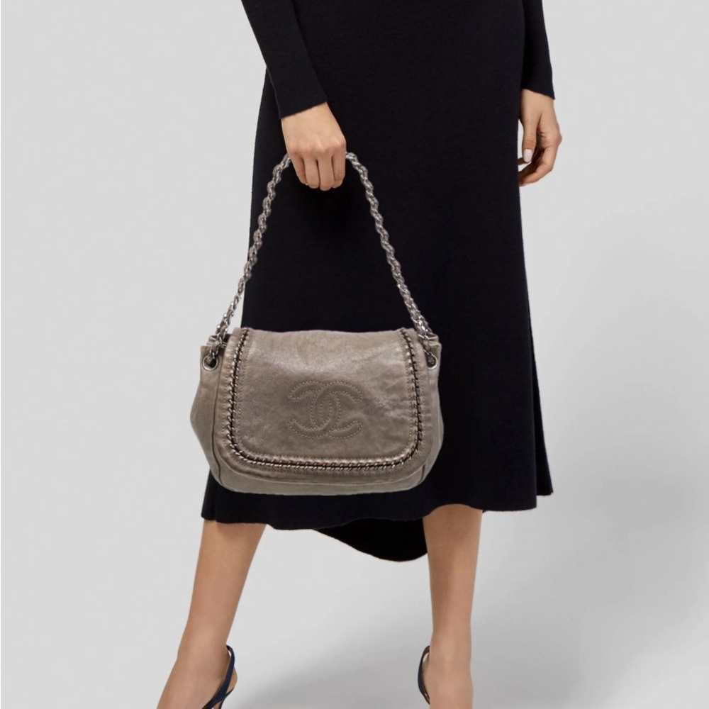 CHANEL Authentic Luxe Ligne Flap Bag - Bronze Mettalic